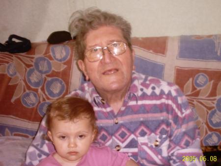océane (ma fille)et son arriére grand pére